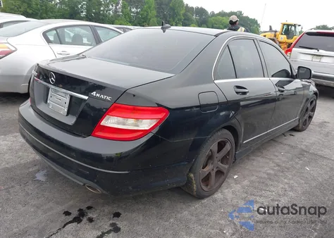 2009 Mercedes-Benz C 300 Luxury 4Matic/Sport 4Matic from USA, damaged, VIN WDDGF81X89F212782